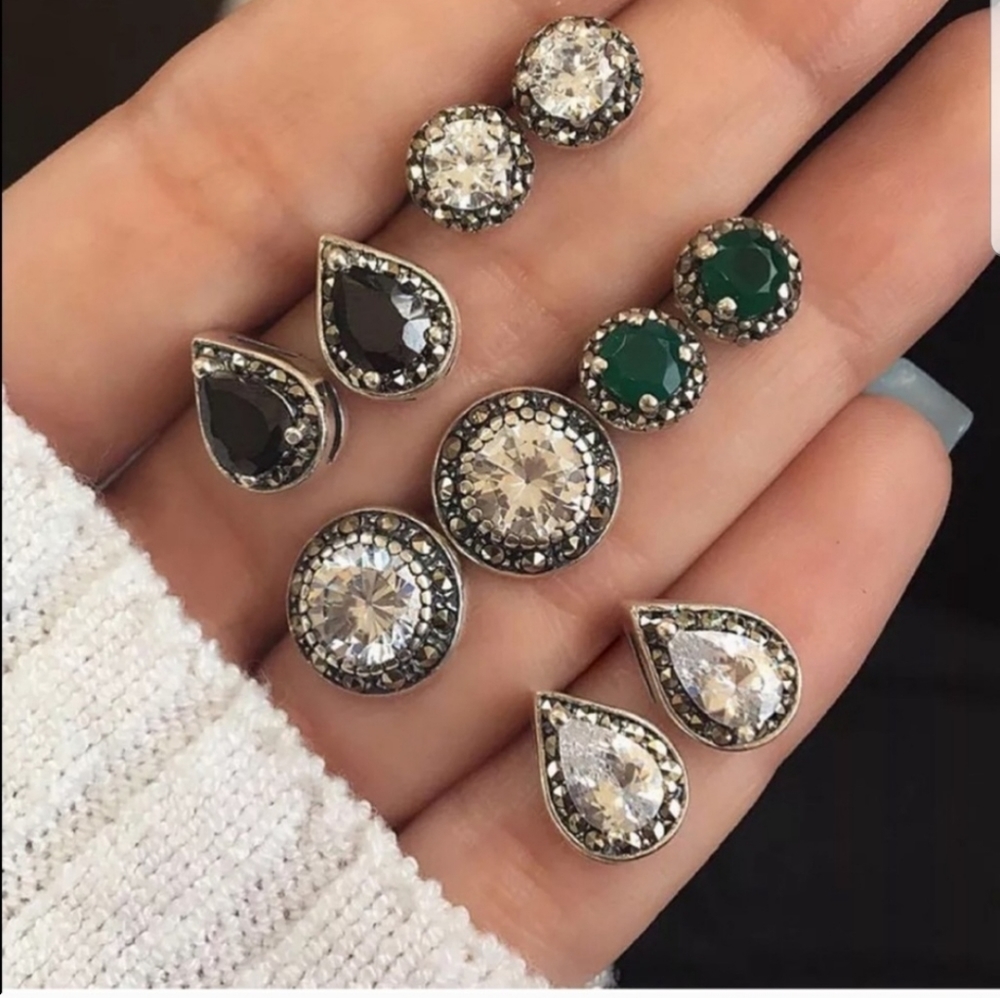 Variety of 5 studded earrings